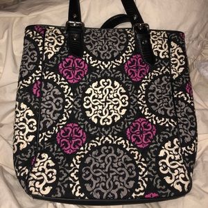 Vera Bradley Canterbury magenta tote bag